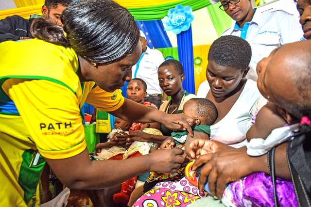Kenya administers 450,000 doses of malaria vaccine in pilot programme - Vimarsana News
