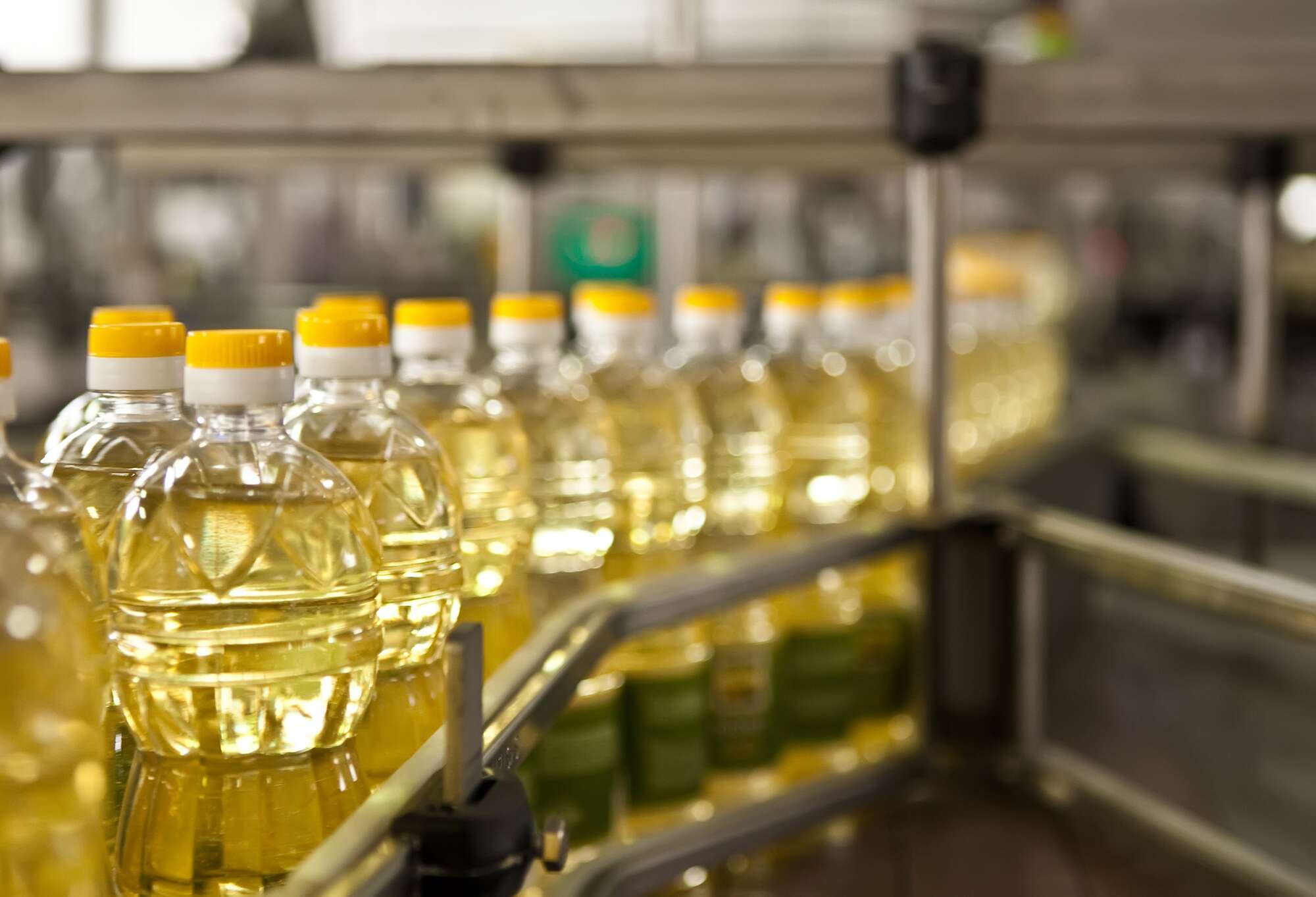 Kenya takes heat for waiving edible oil import duty - Vimarsana News