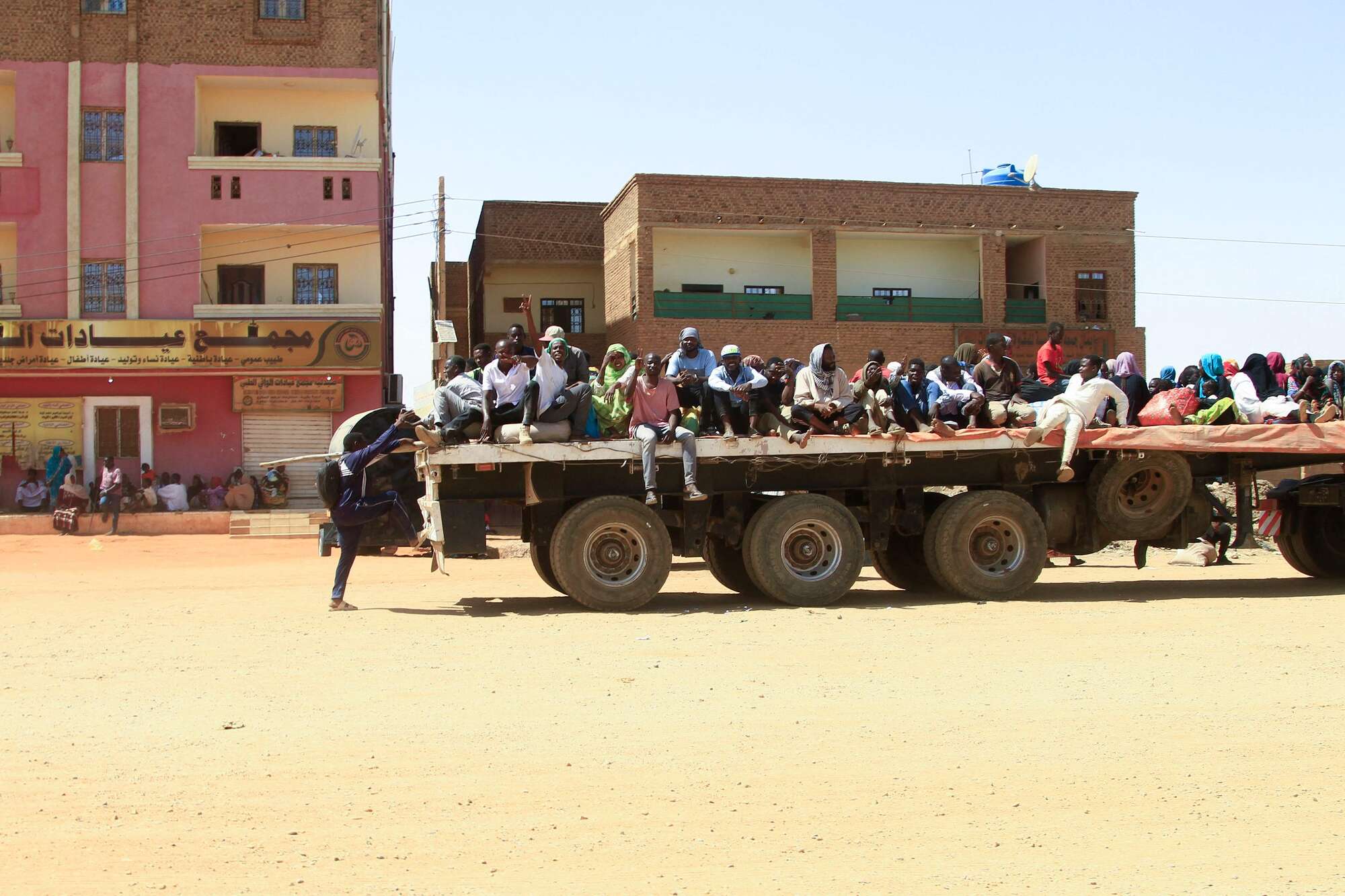Regional businesses hurting in Sudan fight as situation worsens - Vimarsana News