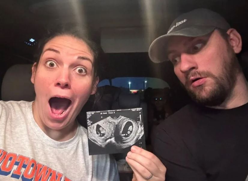 US woman with rare double uterus expecting babies in both wombs - Vimarsana News