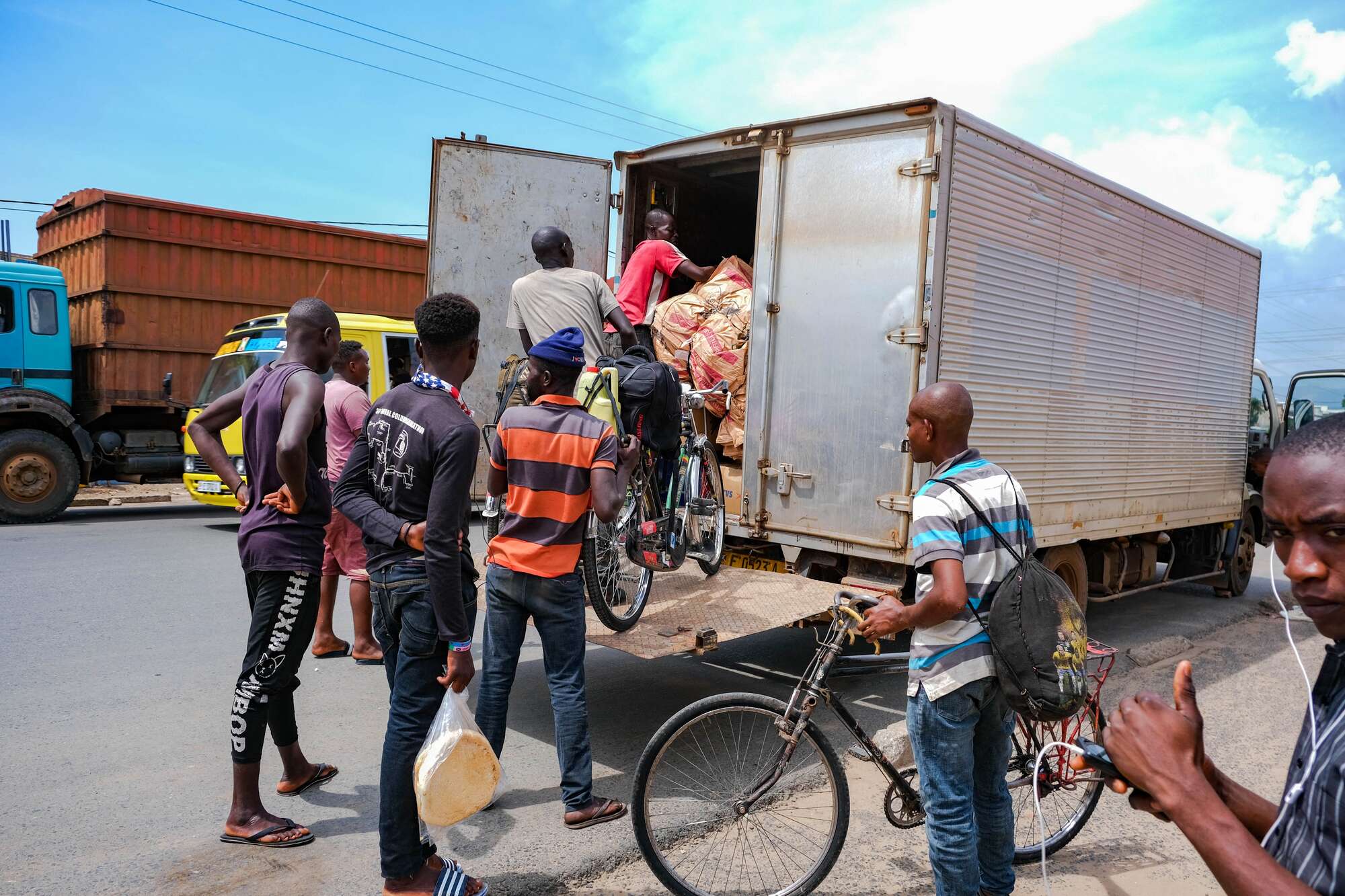 Kampala-Bujumbura by bus: Festive season sights, scenes - Vimarsana News