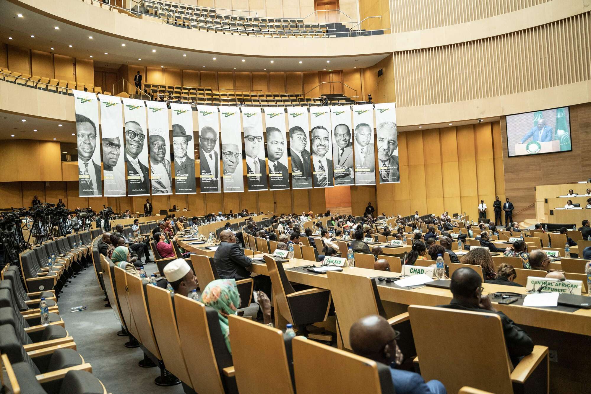 What roles does the AU Commission chairperson perform? - Vimarsana News