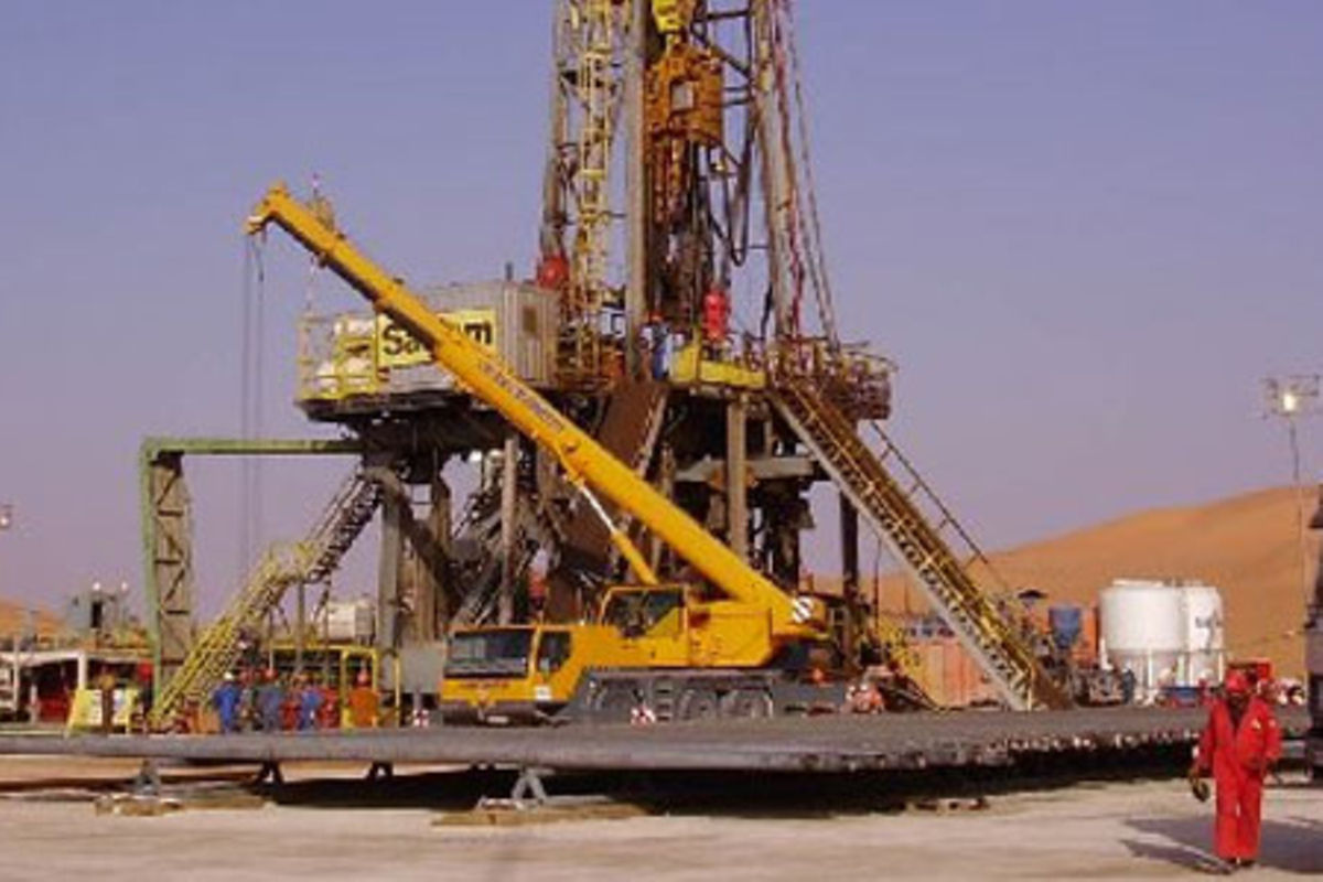 The Rig Fn US firm Apache Oil begins drilling oil off Kenyan coast - The EastAfrican