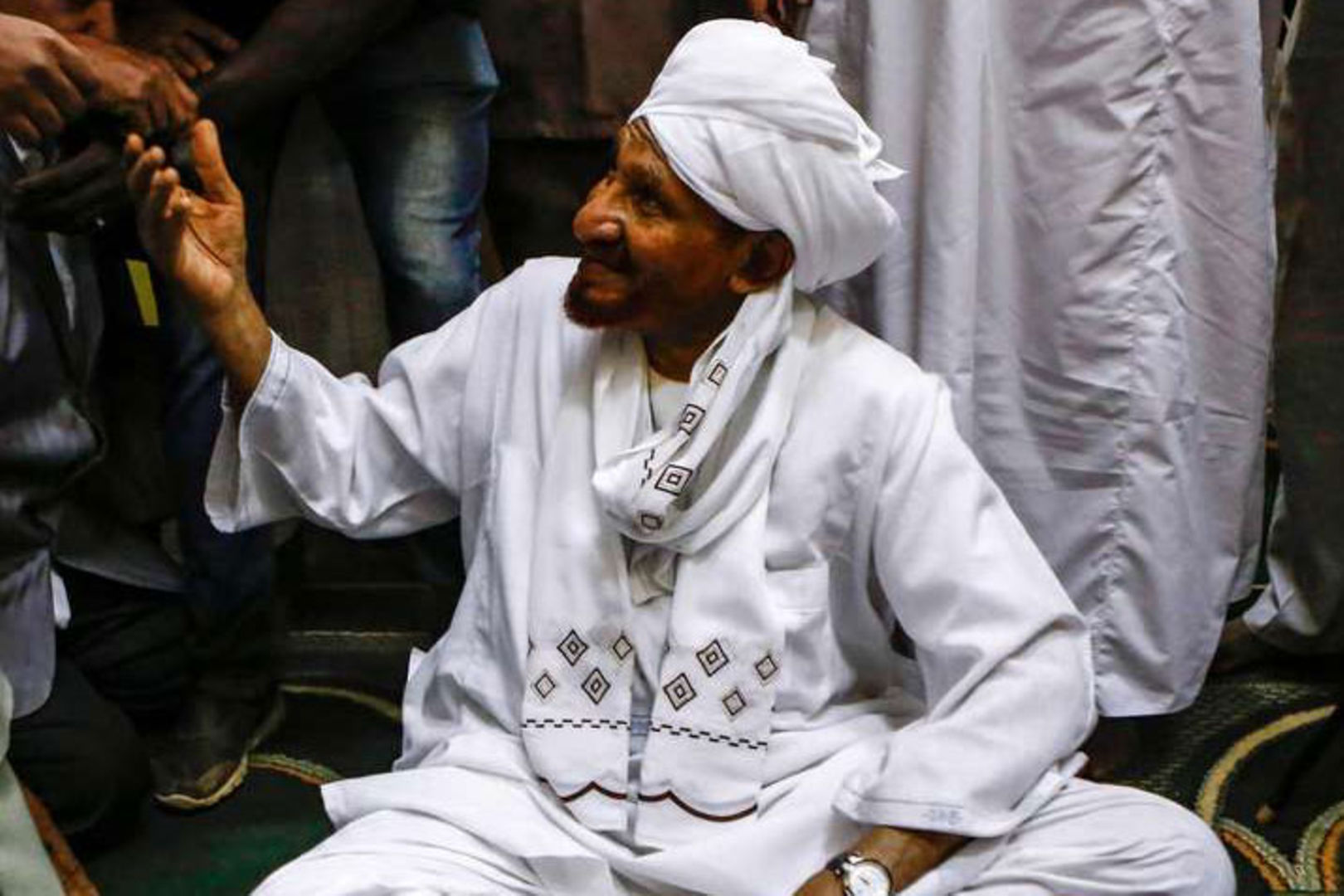 Sadiq Ac Sadiq Al Mahdi Sudan