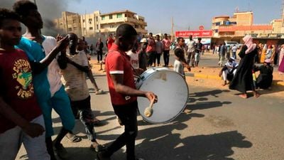 Sudanese protesters streets