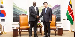 President William Ruto with South Korean Speaker Kim Jin-pyo 