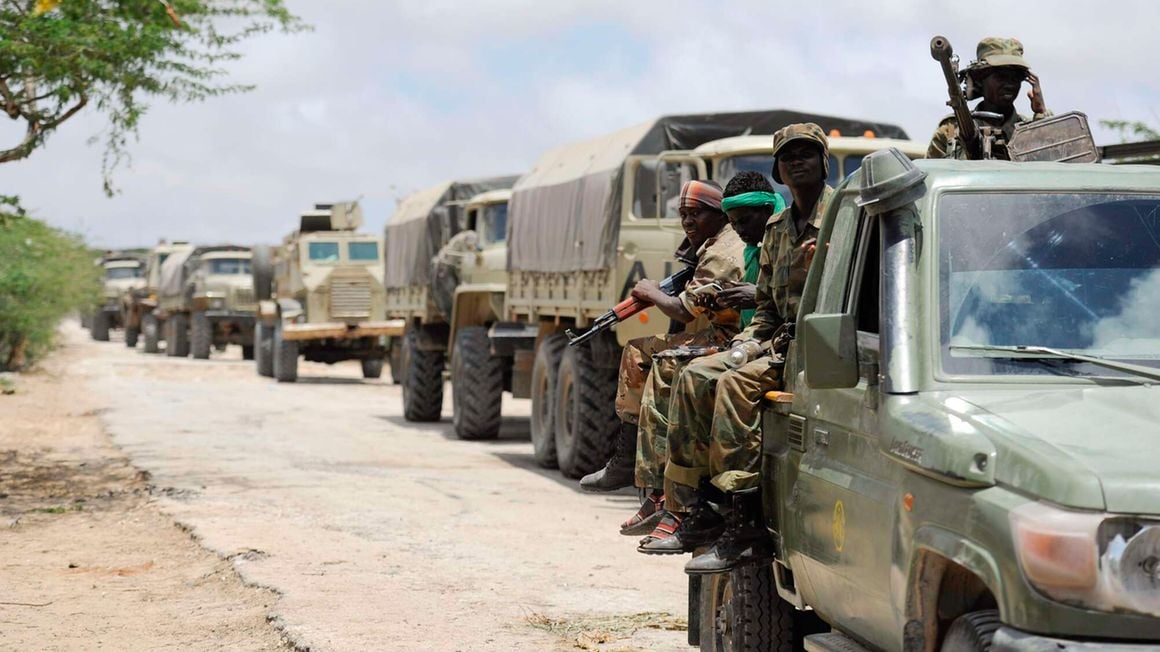 Amisom and Somali National Army soldiers