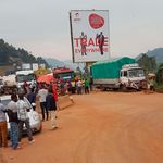 Travellers on the Gatuna-Katuna border