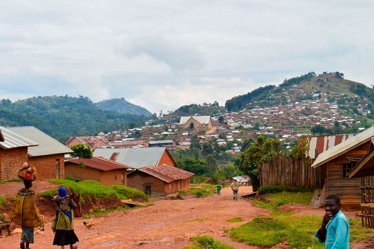 Drc Countryside In DRC’s most biodiverse area, farmers and park rangers battle for ...